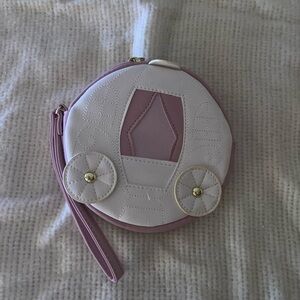 Betsey Johnson Luv Betsey Wristlet round new without tahs